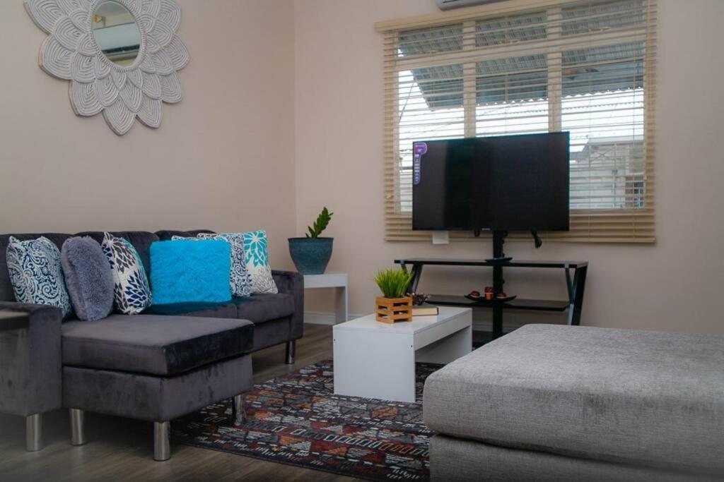 Raynebow Chateau - Chic City Getaway Port of Spain Экстерьер фото